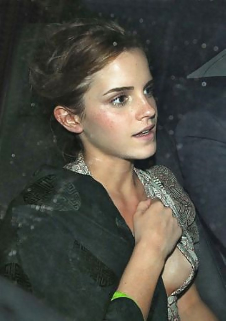 Emma Watson Sexy Photos