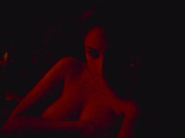 Leelee-Sobieski-Naked-18992ec202a86c19d7.jpg