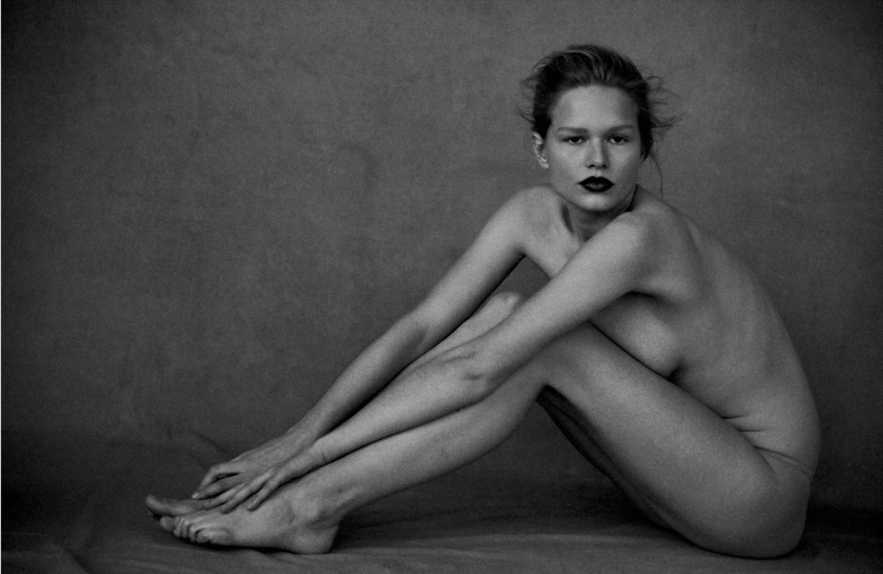 Anna-Ewers-Naked-01---TheFappening.nu5f16e789739895f1.jpg
