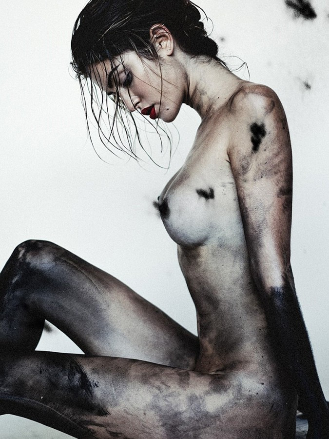 Jehane-Paris-Topless-In-Mud-By-Kesler-Tran-03-675x900---TheFappening.nu506585e770ac0320.jpg