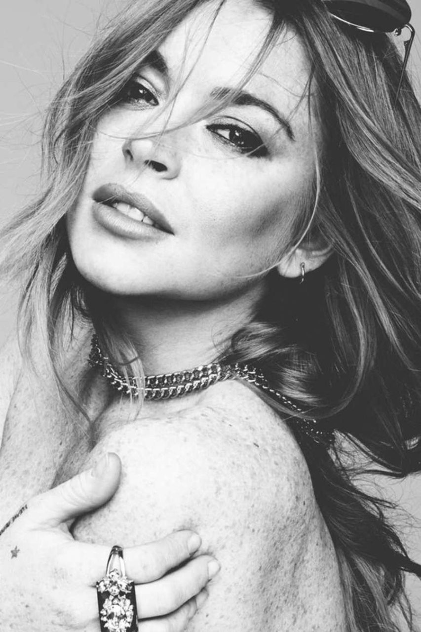 Lindsay Lohan in Lingerie 08 TheFappening.nu 