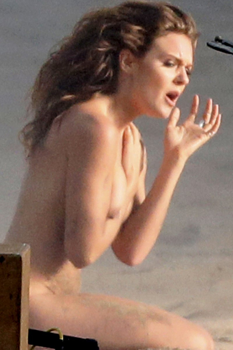 Tove-Lo-Naked-05---TheFappening.nue142301861fa5378.jpg