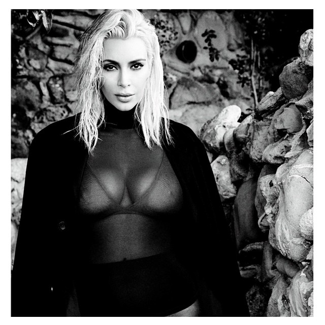 Kim Kardashian Cleavage 1 TheFappening.nu 