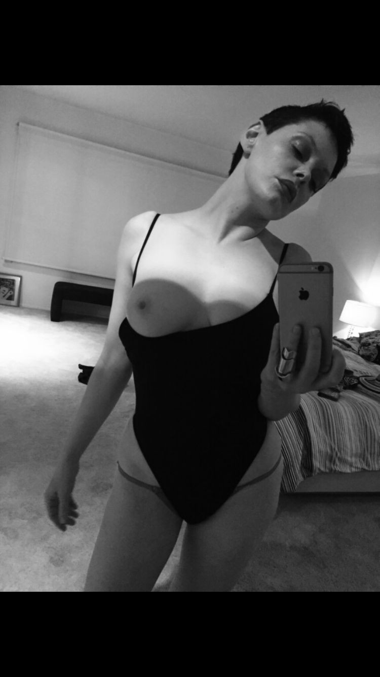 Rose McGowan Nude Leaked thefappening.nu 131