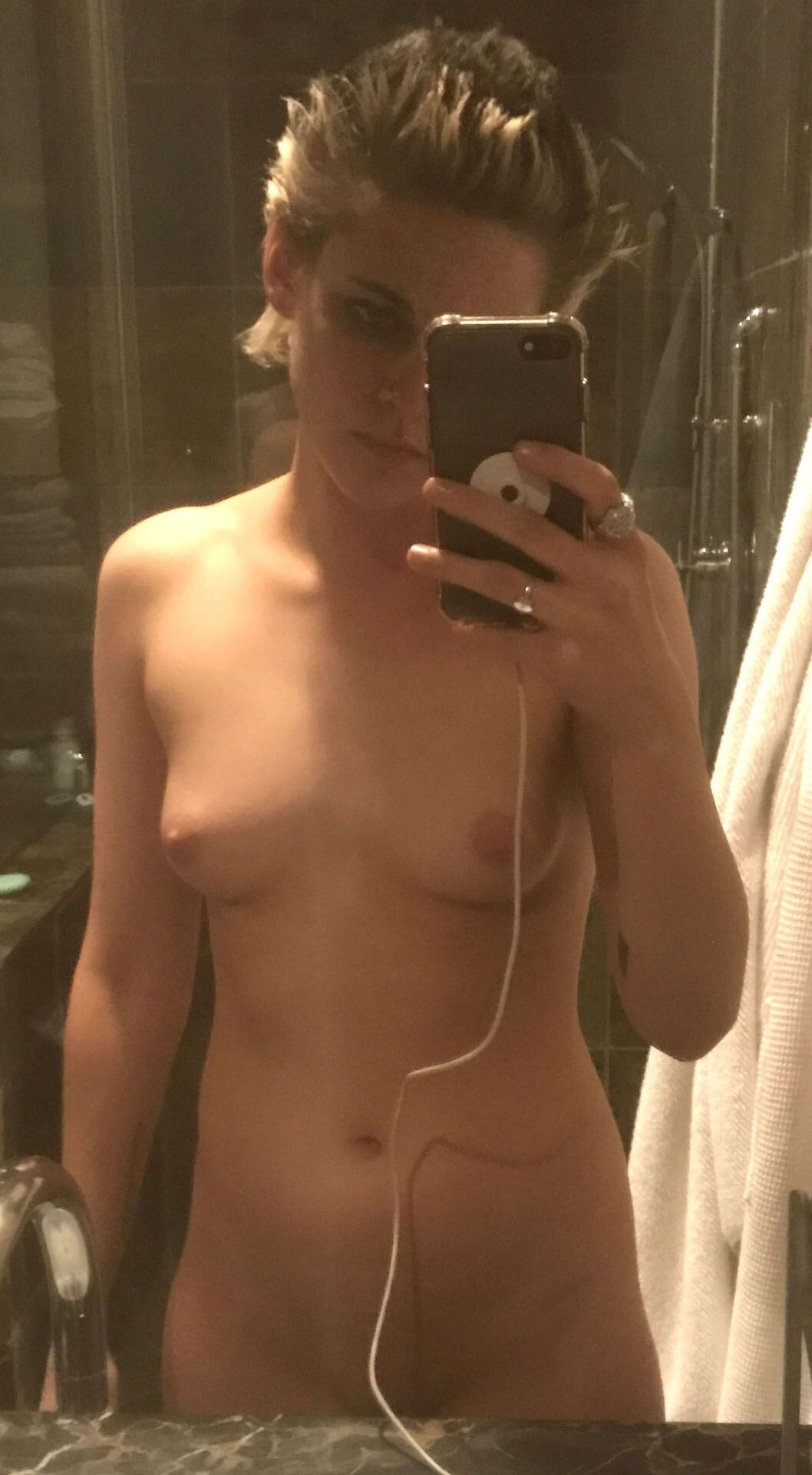 Kristen Stewart Nude Leaked 157 fappenings.com 